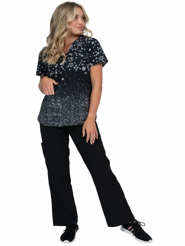 Meraki Sport Women's Print Scrub Top | Winter Vibes