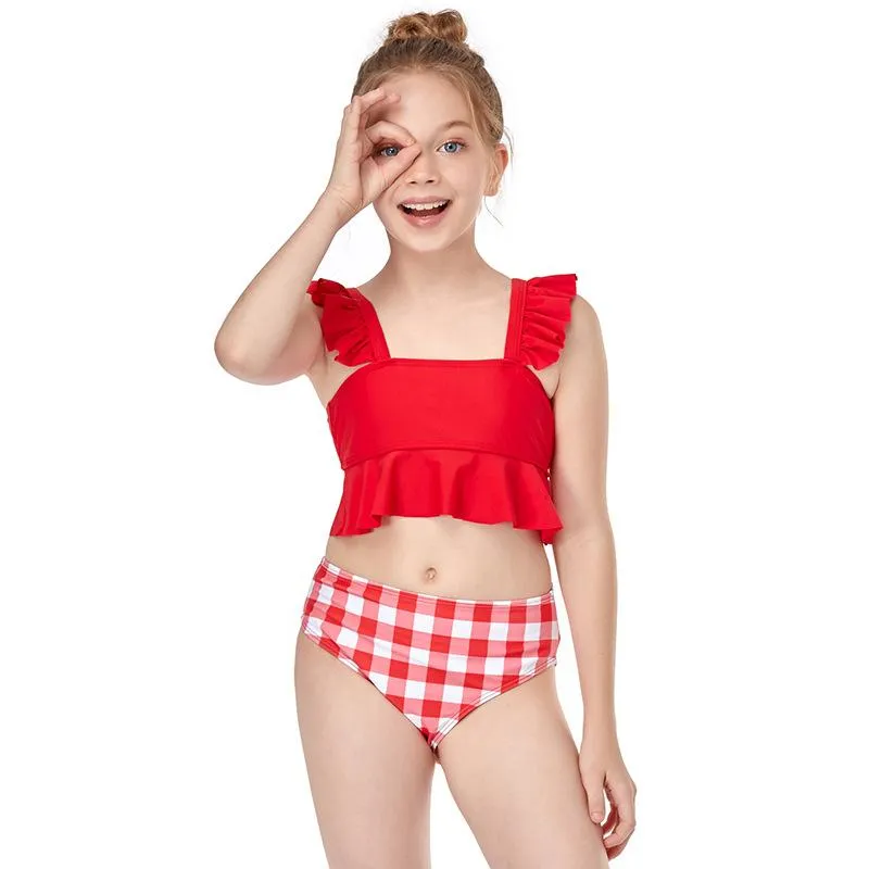 Swimsuit Europe new girls  small lotus leaf side split swimwear children's bikini spot